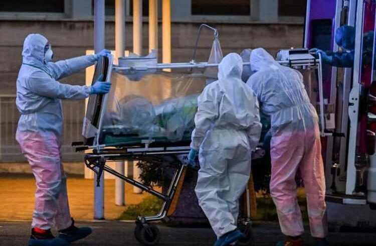 Paternò, muoiono di covid donna di 67 anni e uomo di 83: erano ricoverati a Biancavilla