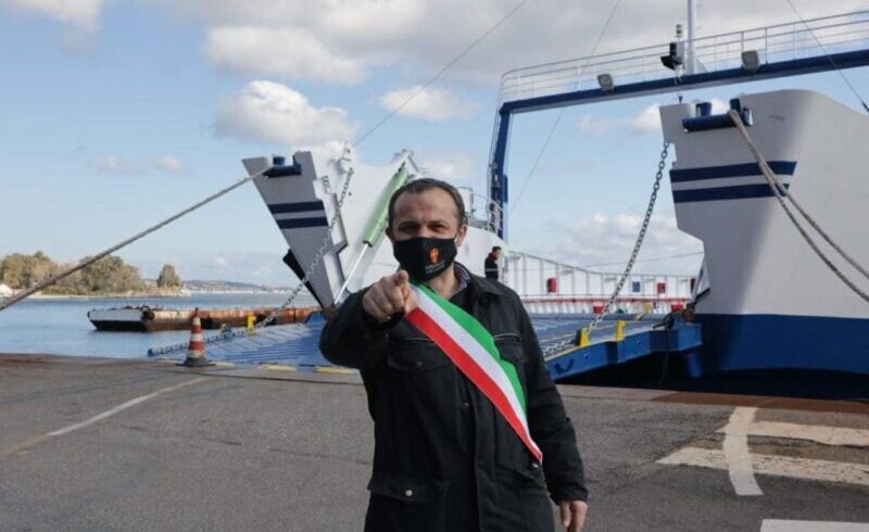 Messina, De Luca inizia lo sciopero della fame: “Viene a trovarmi Miccichè, pensavo ci fosse anche Musumeci”