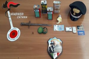 Caltagirone: detenzione di armi e munizioni, spaccio di droga e spendita di monete false: 4 denunce dopo controlli