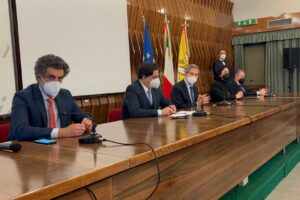 Aeroporti, società unica gestirà gli aeroporti di Catania e Comiso: avviata la ‘fusione per incorporazione’