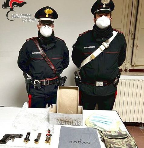 Motta S. Anastasia, sequestra la figlia per osteggiare la sua relazione sentimentale: 71enne arrestato