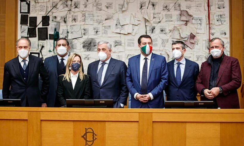 Quirinale, la rosa di tre nomi del centrodestra e il pericoloso gioco dell’oca