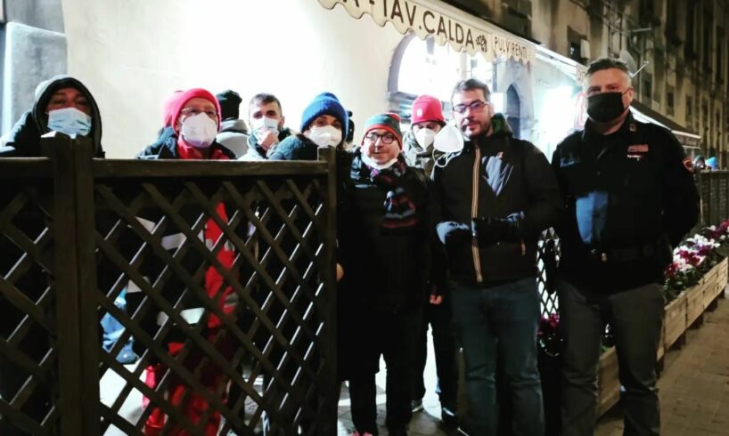 Adrano, contro il caporalato Flai Cgil promuove il 'sindacato di strada' per la raccolta di agrumi: obiettivo ‘parlare con i braccianti’