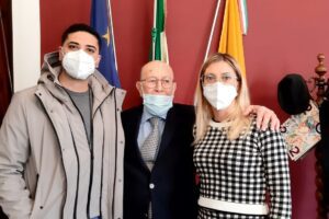 Bronte, si sono dimessi gli assessori Capace e Samperi: i ringraziamenti del sindaco Firrarello