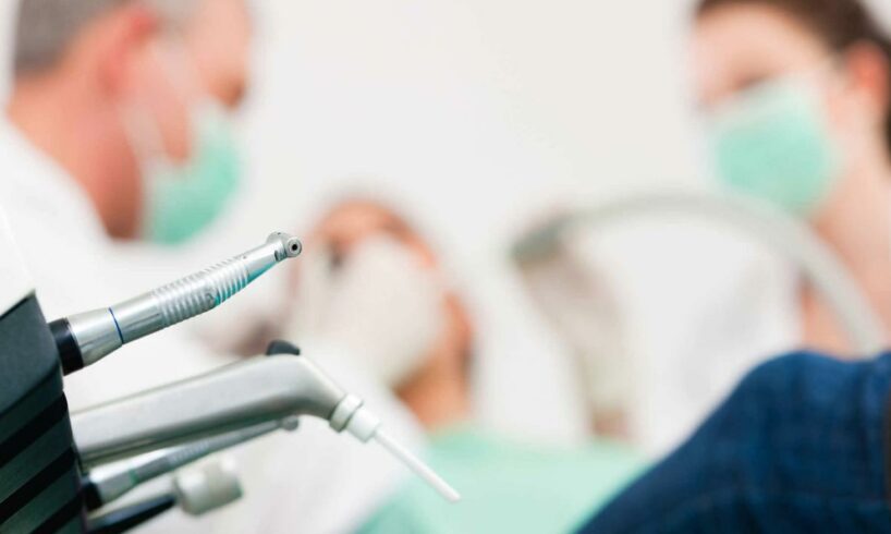 Nel Palermitano falso dentista operava da 7 anni: denunciato