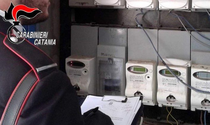 Catania, furti di luce elettrica a S. Cristoforo: due denunce per allacci abusivi