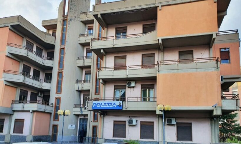 Adrano, Polizia non trova l’auto confiscata dalla Prefettura: donna di 48 anni denunciata