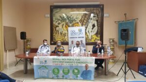 Adrano, presentata la squadra di volley femminile ‘NoiEnergia San Giuseppe’: Pappalardo nominato presidente onorario