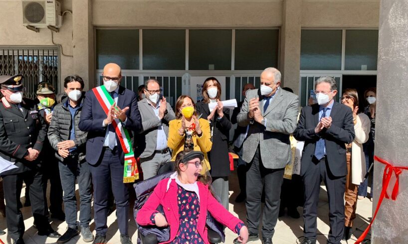 Biancavilla, aula e giardino multisensoriali all’ISC “Antonio Bruno”: l’assessore regionale Lagalla all’inaugurazione