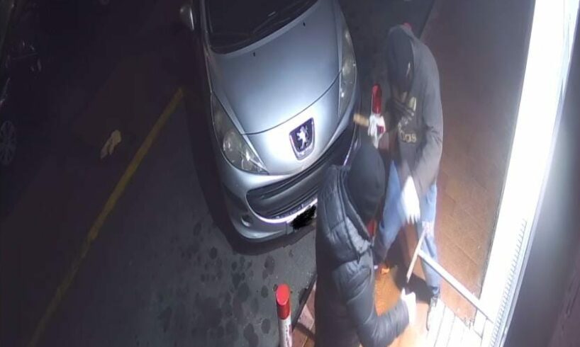 S. G. la Punta, ladri tentano ‘prelievo’ notturno al bancomat della Posta: sistema d’allarme e carabinieri li mettono in fuga
