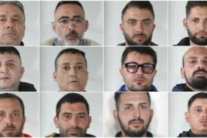 Adrano, le foto degli arrestati dell’operazione “Third Family”: il clan Lo Cicero ‘benedetto’ dai Carcagnusi