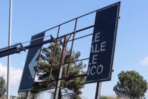 Misterbianco, al via il risanamento della Zona Commerciale: si puliscono gli spartitraffico