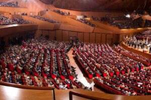 Ucraina, la Pace ha una voce sola: il biancavillese Marcellino promuove concerto di una cantante ucraina e una russa al Pantheon di Roma