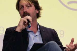 Musicista palermitana propone tangente di 50 mila euro all’ass. Manlio Messina: arrestata