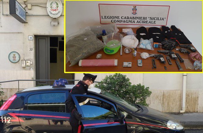 Aci Catena, armi e droga nascosti in un cantiere edile chiuso per fallimento: dentro una busta in un’intercapedine