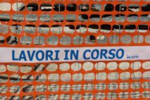 Adrano, chiusa per lavori fino al 16 aprile la Sp 156 (cimitero e SS 121): il percorso alternativo consigliato