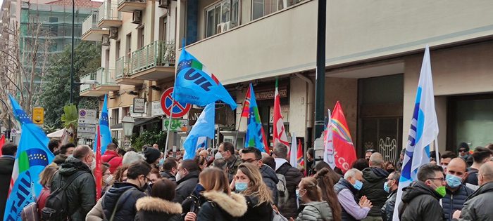 Pfizer, vertenza Catania: sindacati chiedono intervento dell’ad Italia: “Superare il muro che abbiamo trovato”