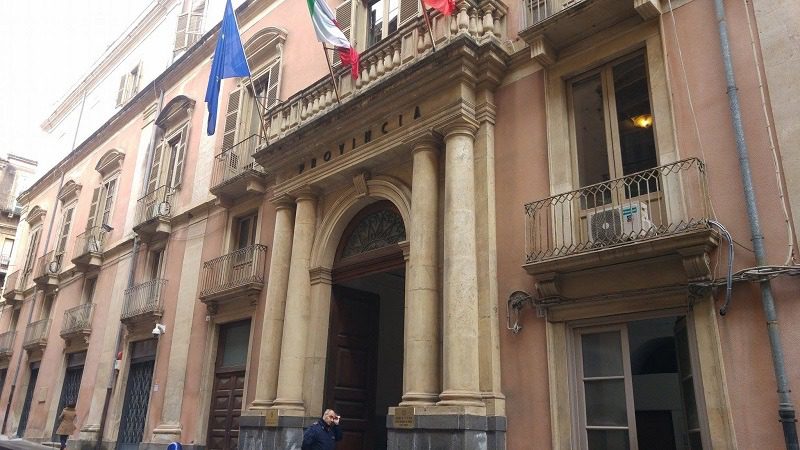 Rincaro carburanti e bollette, il Prefetto di Catania convoca le parti sociali: si valuta situazione economica e sociale in provincia