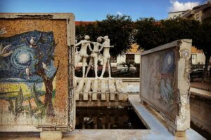 Paternò, lunedì riprendono i lavori della Fontana di Piazza della Regione. L’Archeoclub: “Naso pubblichi le note della Soprintendenza”