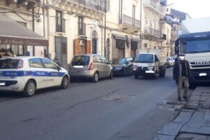 Paternó, operaio investito da auto in via G.B. Nicolosi: ricoverato in ospedale