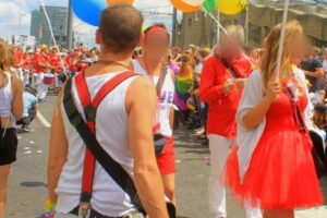 Ucraina, i transgender non possono fuggire: nessun documento li riconosce come donne