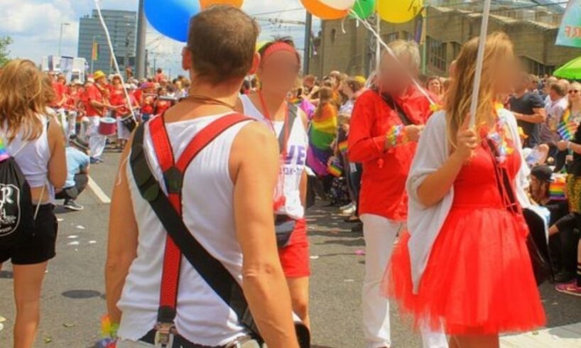 Ucraina, i transgender non possono fuggire: nessun documento li riconosce come donne