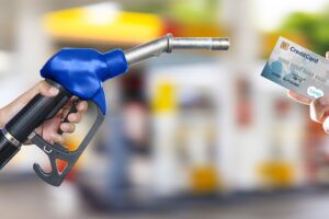 Caro benzina, Staffetta Quotidiana: “Il taglio è una beffa. I prezzi tornano a salire e si ‘mangiano’ lo sconto”