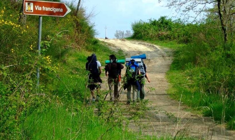 Paternò, ufficializzato il tracciato della Via Francigena: l’antico cammino di pellegrinaggio opportunità di promozione turistica