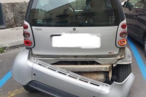 Catania, meccanico “recidivo” sorpreso a rubare parti meccaniche di una Smart: arrestato in flagranza