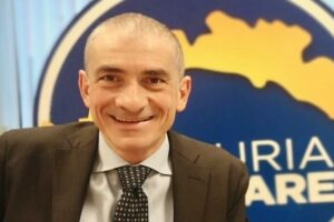 Covid, Costa: “Contagi in crescita ma niente pressione negli ospedali. Il 92% degli italiani è protetto dal vaccino”