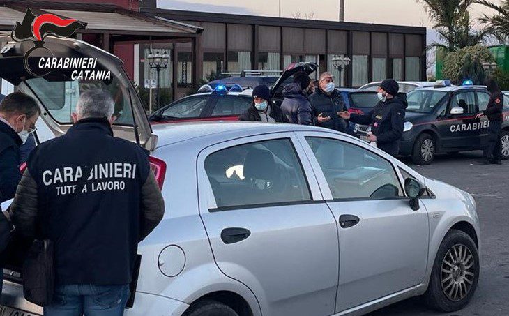 Paternò, controlli anti-caporalato e lavoro nero nel settore agrumicolo: sanzioni ai titolari di due ditte