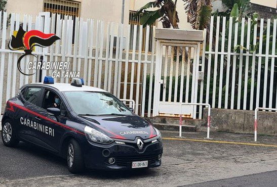 Catania, evade 3 volte dai domiciliari in tre settimane: 27enne finisce in carcere