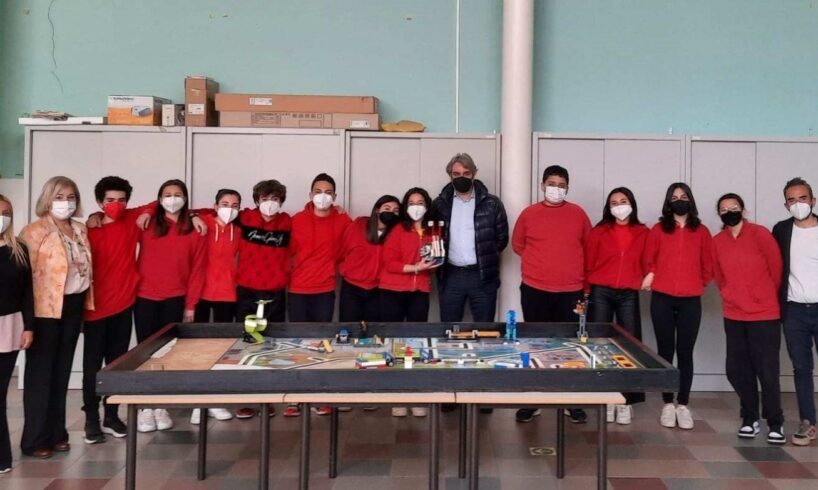 S. G. la Punta, gli studenti del ‘Dalla Chiesa” alle finali di First Lego League in America: Ance Catania partecipa alla raccolta fondi