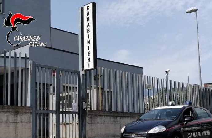 Calatabiano, omissioni e imprecisioni per incassare il Reddito di cittadinanza: 49 persone denunciate
