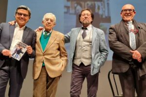 Tuccio Musumeci compie 88 anni: al ‘Brancati’ gli applausi dei catanesi prima del compleanno