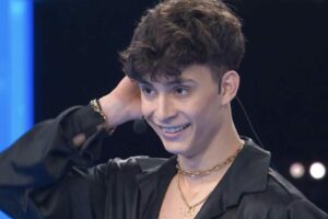 Adrano, è scoppiata la ‘Nunzio Mania’: fan e follower inondano il web per criticare la presunta eliminazione da 'Amici'
