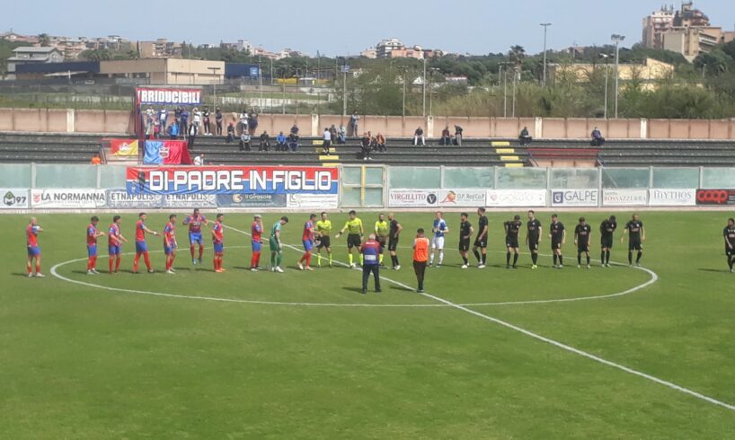 Calcio, il Paternó affonda ancora in casa: addio al sogno play-off