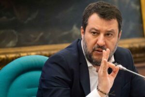 Centrodestra, Salvini auspica una coalizione compatta per le comunali di giugno: “Poi ragioniamo su tutto il resto”