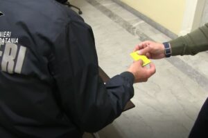 Catania, denunciati 389 ‘furbetti’ del Reddito di cittadinanza: danno all’erario per 3 milioni (VIDEO)