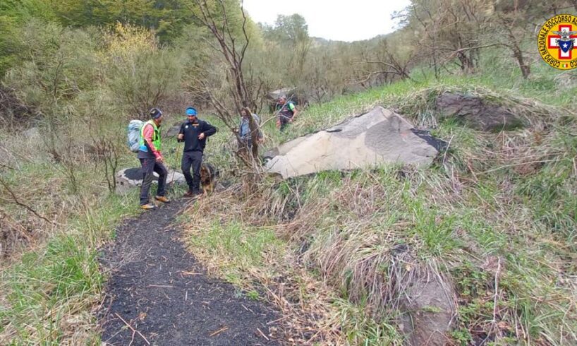 Etna, soccorso turista americano disperso nella Valle del Bove: individuato nell’area del canalone dei Faggi