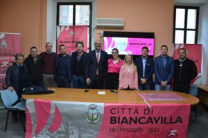 Biancavilla, martedì il passaggio del Giro d’Italia. L’assessore regionale Messina: “È una festa dello sport che promuove il territorio”
