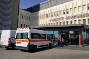 Catania, calci e pugni al medico del Pronto Soccorso: arrestato 33enne ‘infastidito’ dai tempi di attesa