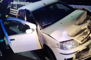 Belpasso, incidente stradale autonomo nei presi di Etnapolis: ferito in maniera lieve il giovane conducente