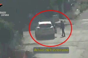 Paternò, moglie e due figli del boss incassarono ‘pizzo’ per 1,7 mln: arrestati