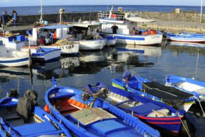 Catania, chiuso noleggio abusivo di barche nel borgo marinaro di S. Giovanni li Cuti: sanzioni per oltre 4 mila euro