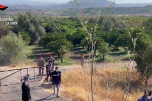 Paternò, prevenzioni incendi aree rurali: controlli a Ponte Barca e contrade Sciddicuni e Pietralunga (VIDEO)