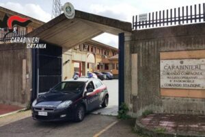 S. G. la Punta, calci e pugni alla moglie dopo essere tornato dalla discoteca: 54enne arrestato per maltrattamenti