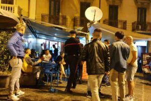 Catania, giro di vite per la movida cittadina: si chiude alle 2 e si rafforzano i controlli