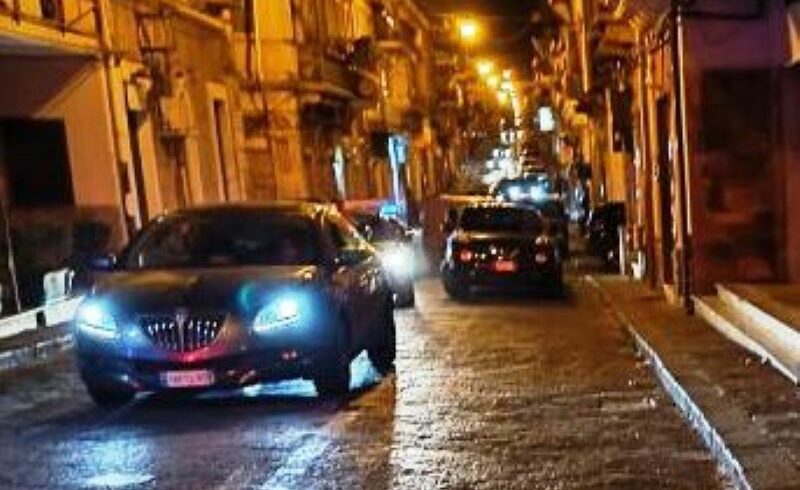 Da una prima ricostruzione, un uomo a seguito di una diatriba avuta con un soggetto, pro