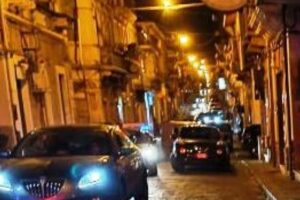 Da una prima ricostruzione, un uomo a seguito di una diatriba avuta con un soggetto, pro